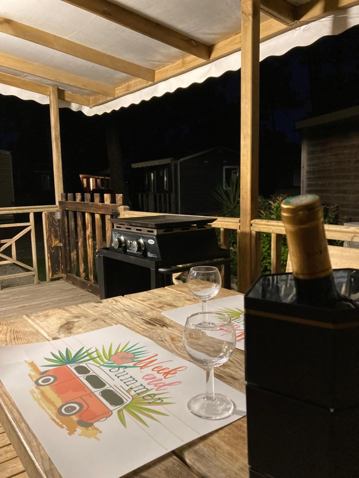Mobil Home Happiness33 Dans Camping 5 Etoiles Acces Direct Plage Vendays Montalivet エクステリア 写真