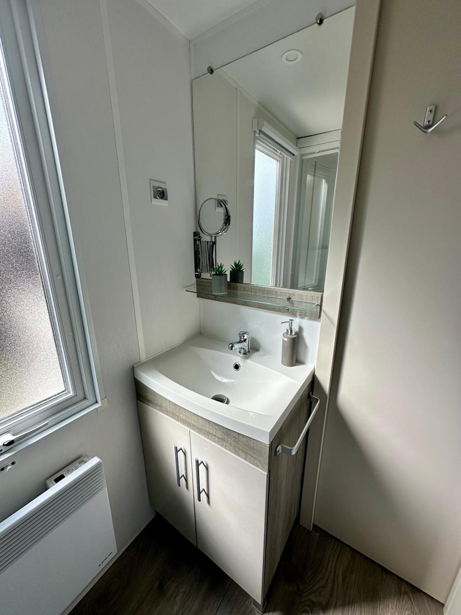 Mobil Home Happiness33 Dans Camping 5 Etoiles Acces Direct Plage Vendays Montalivet エクステリア 写真